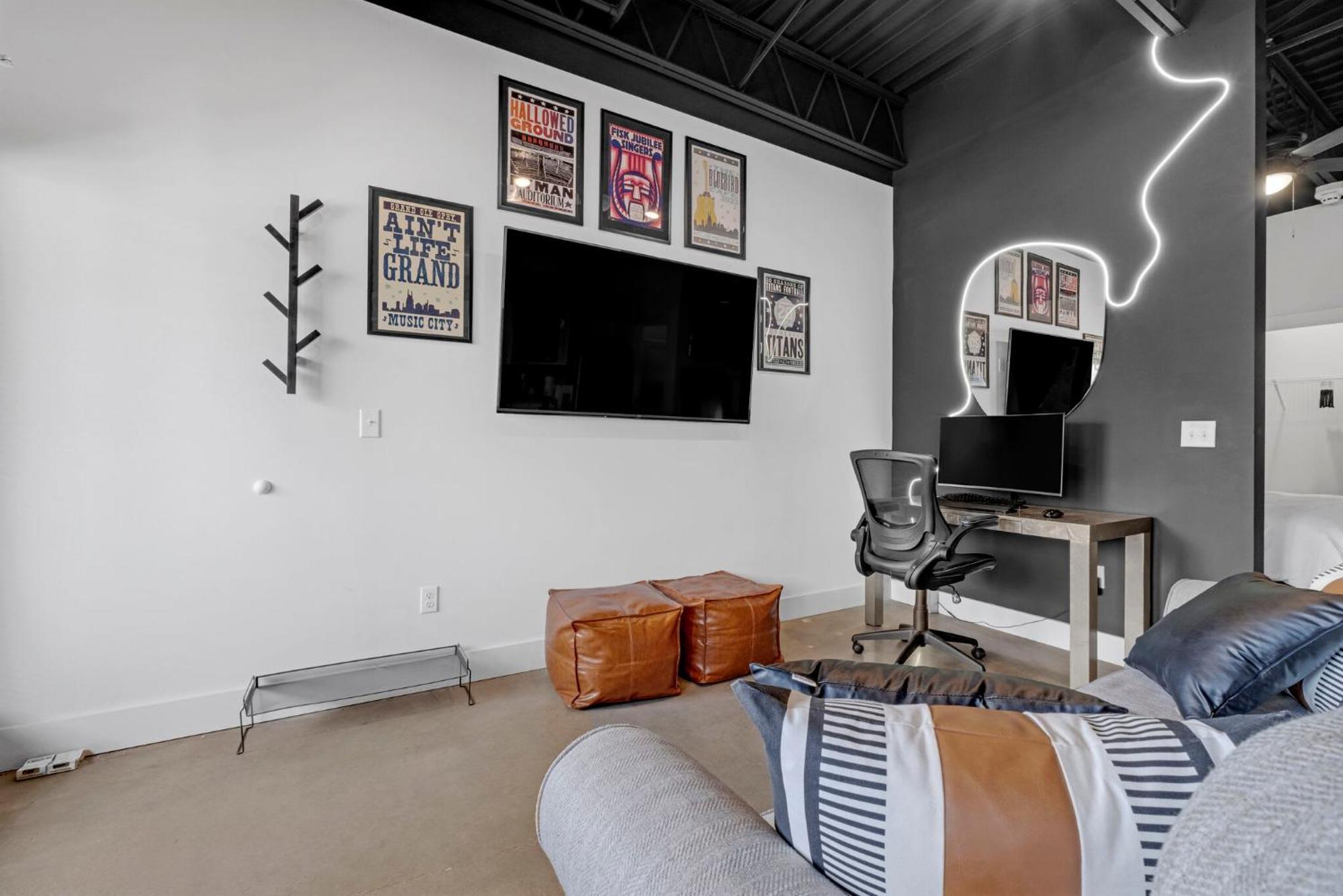 New Studio Sleeps 4 - 7 Mins To Dwtn Nashville Buitenkant foto