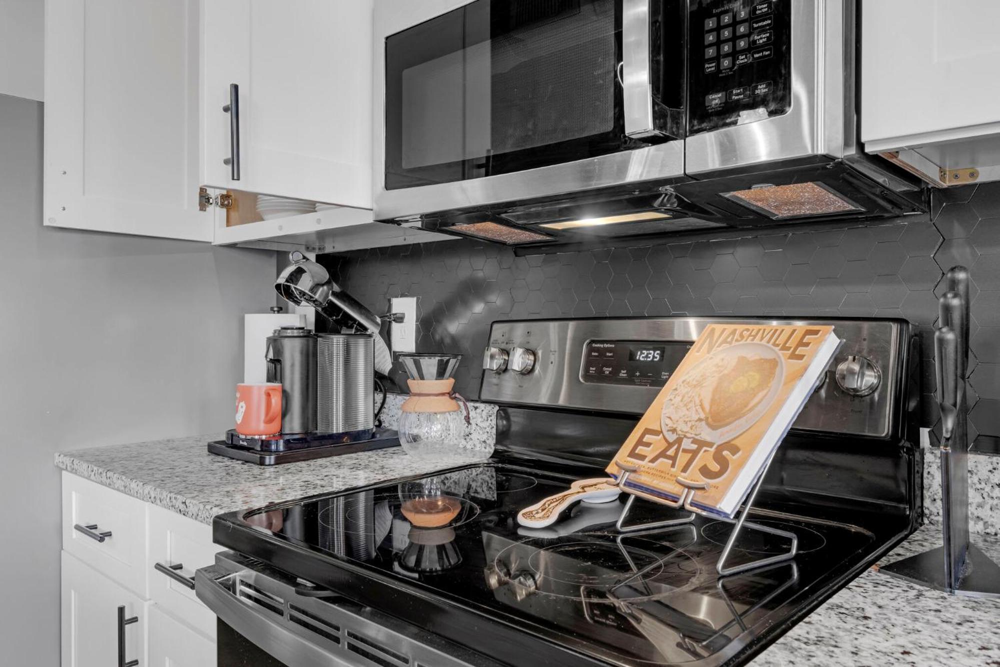 New Studio Sleeps 4 - 7 Mins To Dwtn Nashville Buitenkant foto